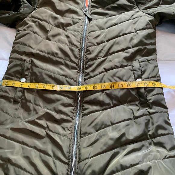 Green Long Fall Winter Puffer Jacket Quilted size 14 - Picture 15 of 16